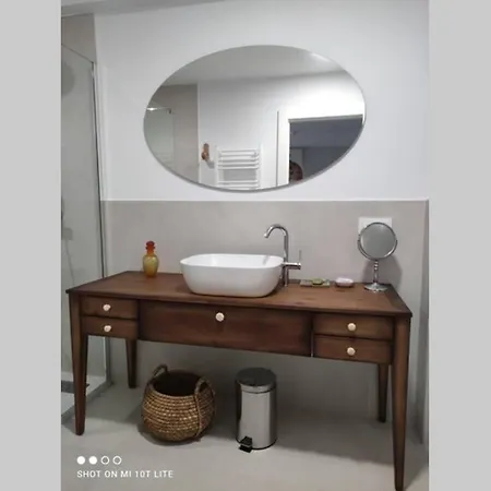 Un Balcón Sobre El Rio Sella Apartamento *